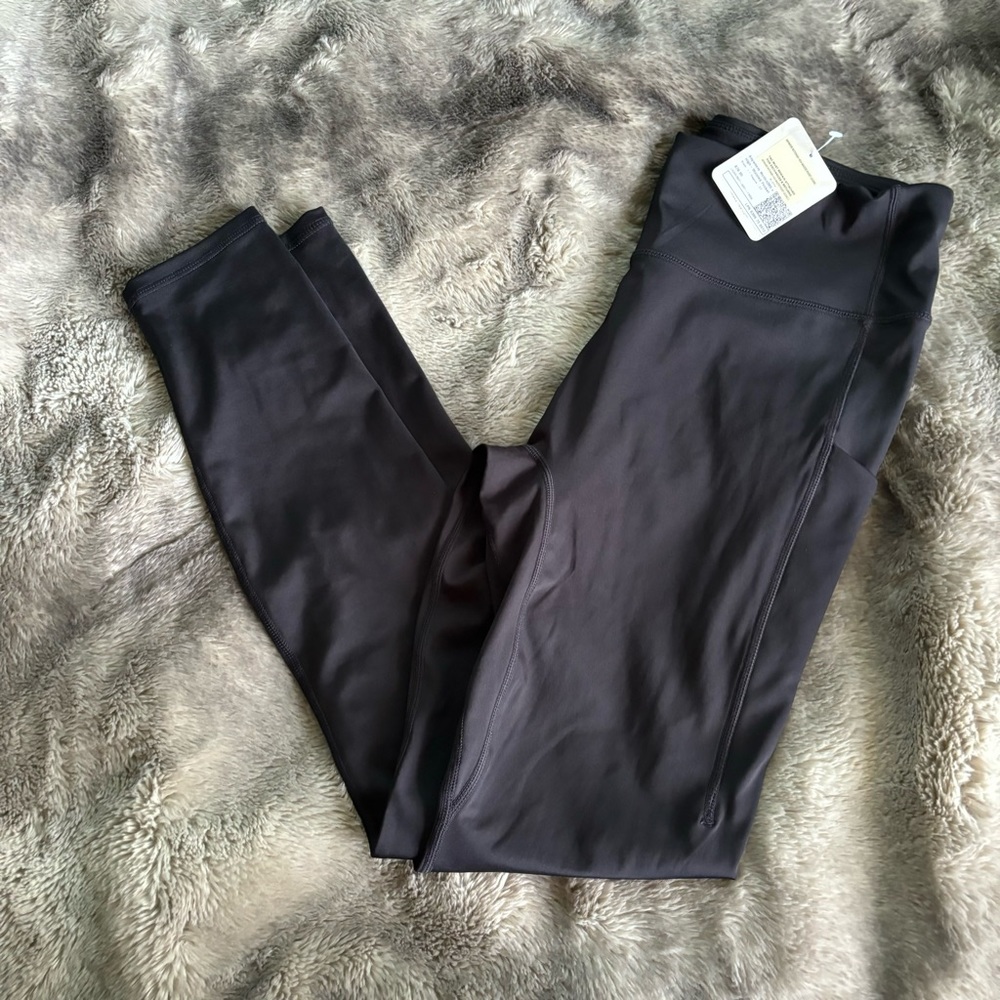 Fabletics Anywhere Motion365 High Waisted Legging Pocket Short Medium New W/Tags